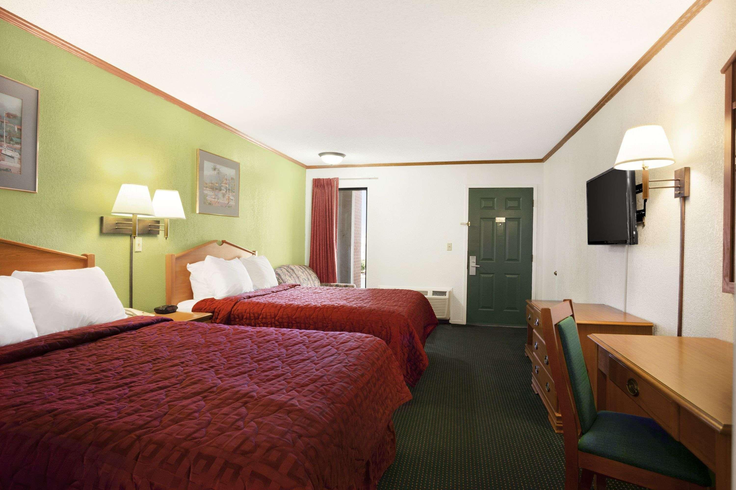 Days Inn By Wyndham Wichita West Near Airport Luaran gambar