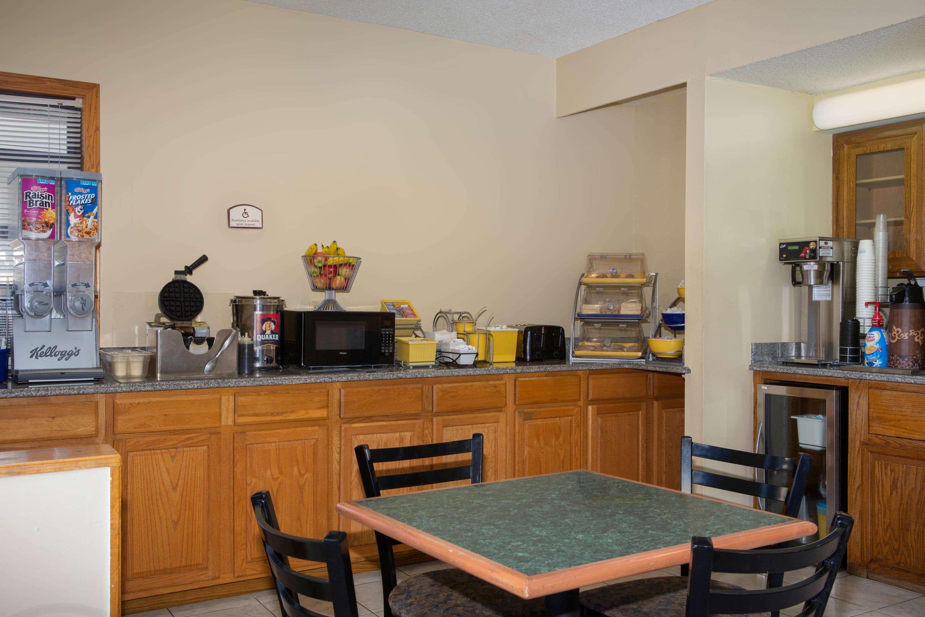 Days Inn By Wyndham Wichita West Near Airport Luaran gambar