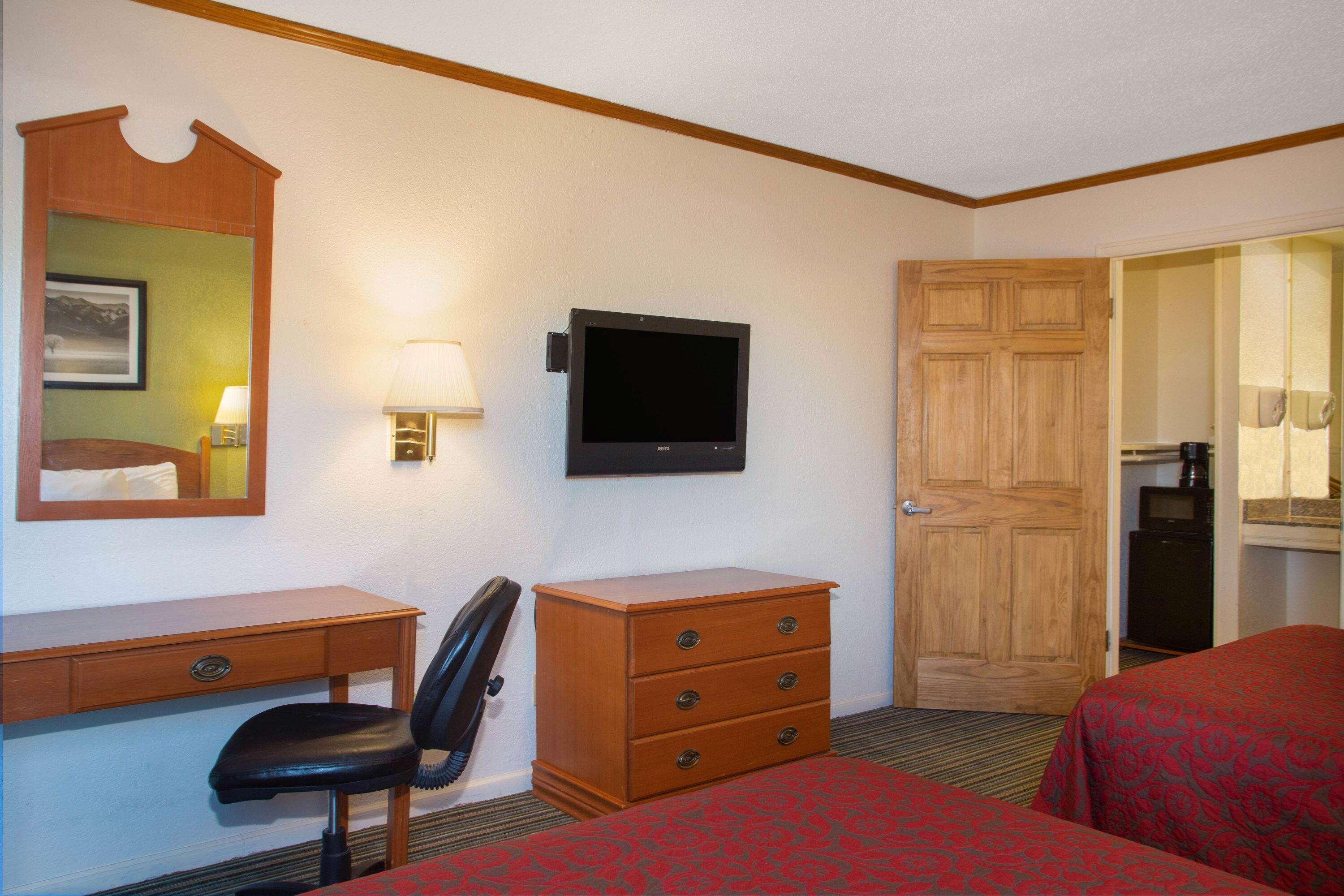 Days Inn By Wyndham Wichita West Near Airport Luaran gambar
